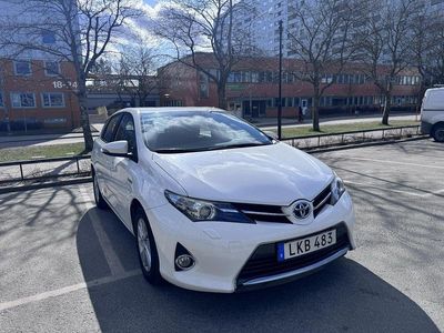 Toyota Auris Hybrid
