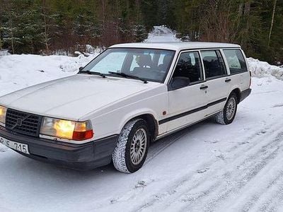 Begagnad 1992 Volvo 940 Kombi | 32 500 kr