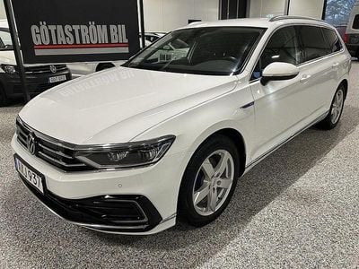 Candywhite med klarlack Begagnad 2020 VW Passat Executive Kombi | 208 000 kr (Marknadspris)