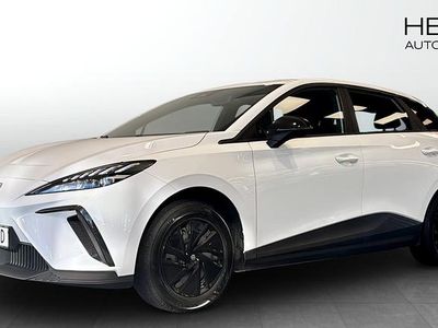 Vit (white) Begagnad 2023 MG MG4 EV Halvkombi | 229 900 kr (Marknadspris)