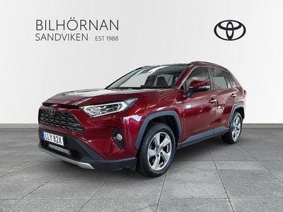Röd Begagnad 2019 Toyota RAV4 Hybrid Executive SUV | 264 900 kr (Marknadspris)