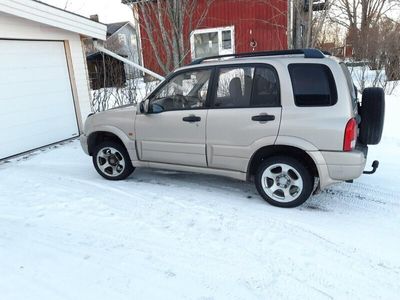 begagnad Suzuki Grand Vitara 2.0 4WD