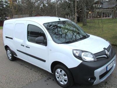 Vit Begagnad 2021 Renault Kangoo Van | 138 750 kr (Lite dyr)