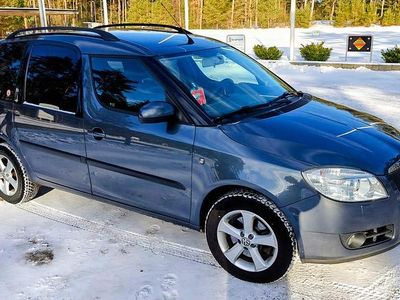 Grafit grå metalic Begagnad 2008 Skoda Roomster Minibuss | 34 500 kr