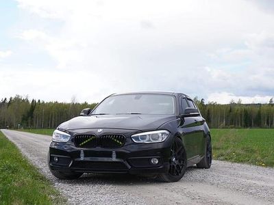 Begagnad 2016 BMW 118 Halvkombi | 120 000 kr (Marknadspris)