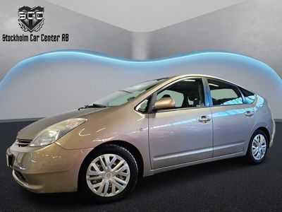 begagnad Toyota Prius 1.5 VVT-i + 3CM CVT,Ny Batteri,Ny Servie,Navi