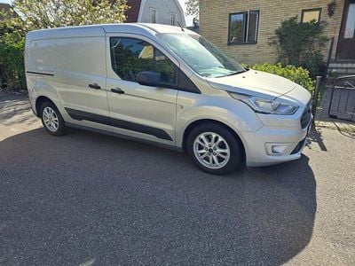 Skulle säga silver. Begagnad 2020 Ford Transit Connect Minibuss | 169 000 kr (Dyr)
