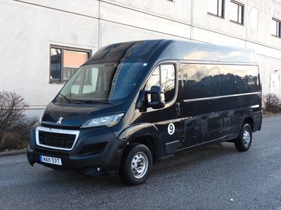 begagnad Peugeot Boxer Van 335 2.0 BlueHDi Euro 6 L3 H2 MOMSBIL