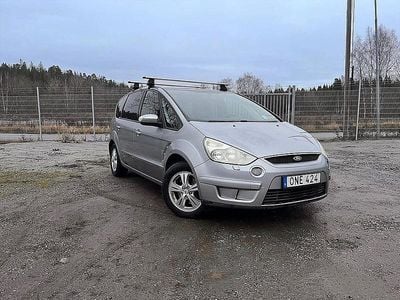 Silver Begagnad 2006 Ford S-MAX S Minibuss | 23 900 kr (Marknadspris)