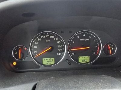 Begagnad Volvo V40 163 HK (119 kW) 2004 Kombi