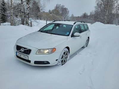 begagnad Volvo V70 D5 AWD Geartronic Momentum Euro 5