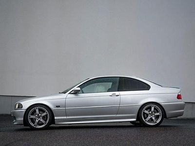 Begagnad BMW 325 192 HK (141 kW) 2003 Sportkupé