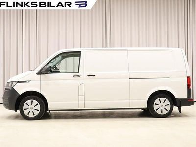 Vit Begagnad 2022 VW Transporter Van | 273 750 kr