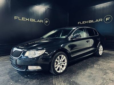 begagnad Skoda Superb Sedan 2.0 TDI 4x4 DSG Sekventiell 140hk