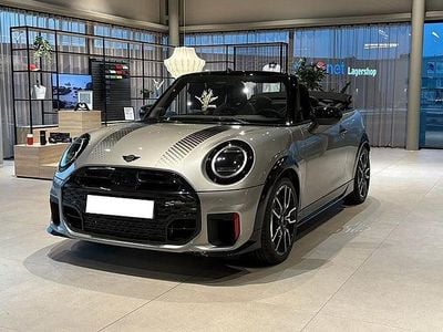 Grå Ny 2026 Mini John Cooper Works Halvkombi | 516 700 kr