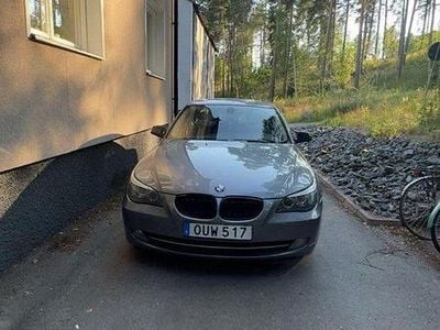 Begagnad BMW 520 177 HK (130 kW) 2010 Grå Sedan