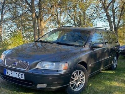 begagnad Volvo V70 2.4