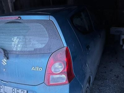Begagnad 2011 Suzuki Alto Halvkombi | 27 000 kr (Marknadspris)