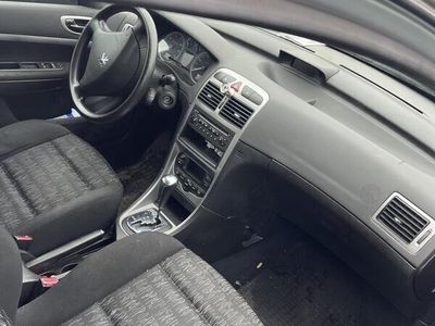 begagnad Peugeot 307 5-dörrar 2.0 XS Euro 3