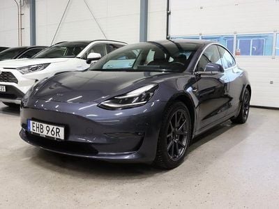 Begagnad Tesla Model 3 Long Range AWD 324 kW (441 HK) 2020 Grå Sedan