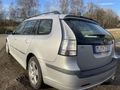 Grå Begagnad 2006 Saab 9-3 Linear Kombi | 13 000 kr (Marknadspris)