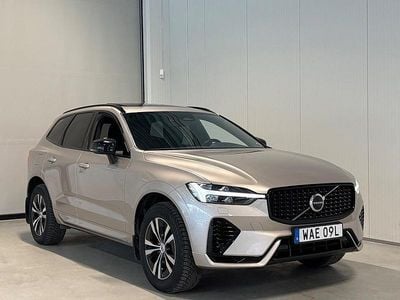Begagnad Volvo XC60 Plus 253 HK (186 kW) 2022 Ljusgrå SUV