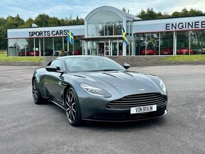 Grå Begagnad 2017 Aston Martin DB11 Sportkupé | 1 520 000 kr