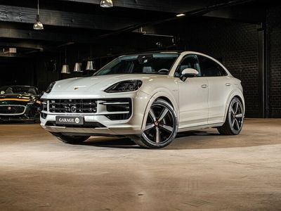 begagnad Porsche Cayenne Coupé E-Hybrid / Pass. Display / SportDesign