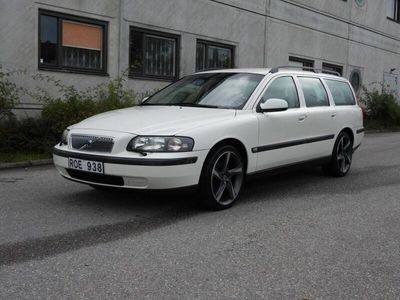 begagnad Volvo V70 2.4 T 200hk OBS 6900 MIL UNIK MÅSTE SES