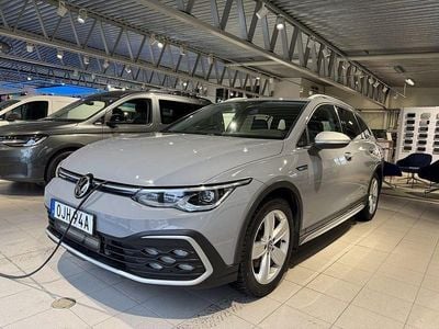 Begagnad VW Golf Alltrack 190 HK (139 kW) 2022 Moonstone grey Kombi