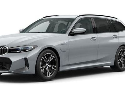 Begagnad BMW 330e Shadowline 292 HK (214 kW) 2025 Kombi