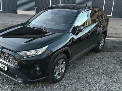 Ny 2025 Toyota RAV4 Hybrid SUV | 420 000 kr (Superpris)