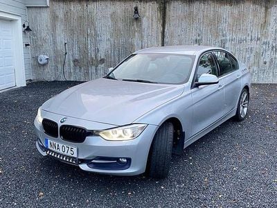 Silver Begagnad 2014 BMW 320 Sport Line Sedan | 132 000 kr (Bra pris)