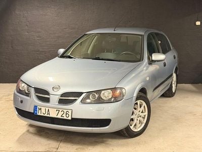 Ljusblå Begagnad 2006 Nissan Almera Halvkombi | 32 900 kr (Marknadspris)