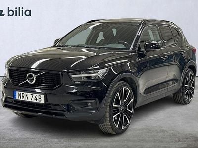 Svart Begagnad 2020 Volvo XC40 R-Design SUV | 339 900 kr (Marknadspris)