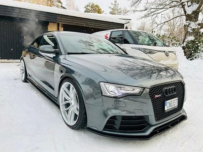 Begagnad Audi RS5 450 HK (330 kW) 2012 Grå Sportkupé