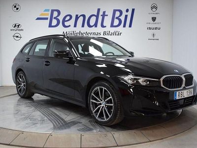 Svart Begagnad 2025 BMW 330 Shadowline Kombi | 469 500 kr