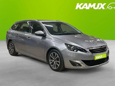 Silver/grå Begagnad 2016 Peugeot 308 SW Allure Kombi | 104 900 kr (Lite dyr)