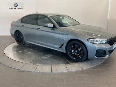 begagnad BMW 530 535 e xDrive Sedan, M Sport, H K, Navi, Backkamera, Drag 2023, Sedan