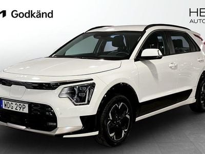 Vit (white) Begagnad 2022 Kia e-Niro SUV | 319 900 kr (Marknadspris)