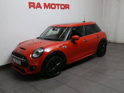 Begagnad Mini John Cooper Works 192 HK (141 kW) 2020 Orange Halvkombi