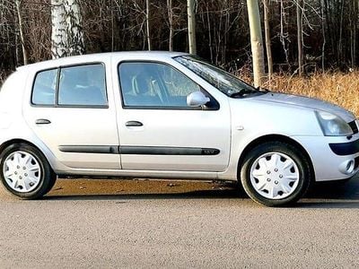 Begagnad 2004 Renault Clio II Halvkombi | 20 000 kr (Superpris)