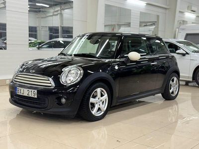 Begagnad Mini ONE 75 HK (55 kW) 2013 Svart Halvkombi
