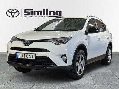 Vit Begagnad 2018 Toyota RAV4 Hybrid Edition SUV | 203 900 kr (Marknadspris)