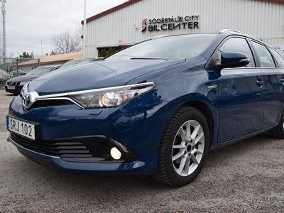 begagnad Toyota Auris Touring Sports Hybrid e-CVT B_Kamera Comfort Euro 6