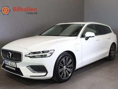 Vit Begagnad 2021 Volvo V60 Kombi | 349 000 kr (Bra pris)