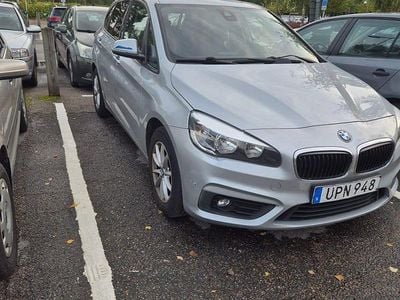 Begagnad 2015 BMW 218 Active Tourer Minibuss | 129 000 kr (Marknadspris)