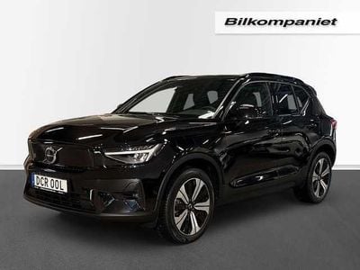 Svart Begagnad 2023 Volvo XC40 SUV | 379 500 kr (Marknadspris)
