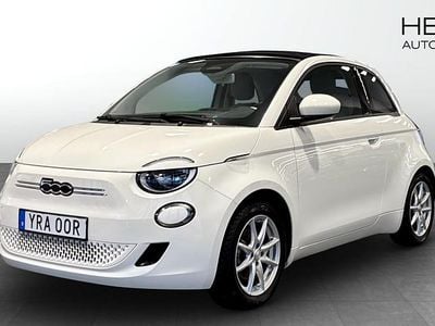 Begagnad 2022 Fiat 500e Icon Halvkombi | 259 900 kr
