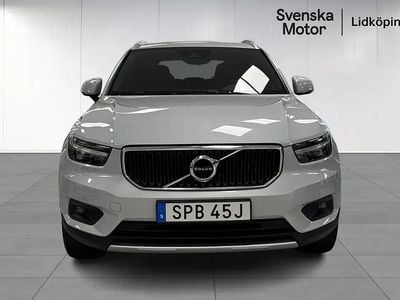 Silver Begagnad 2021 Volvo XC40 SUV | 314 900 kr (Marknadspris)